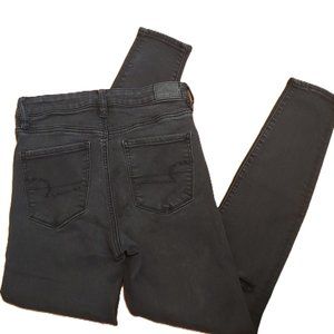 American Eagle AEO Women's Next Level Stretch Black Skinny Jean/Jegging Size 4